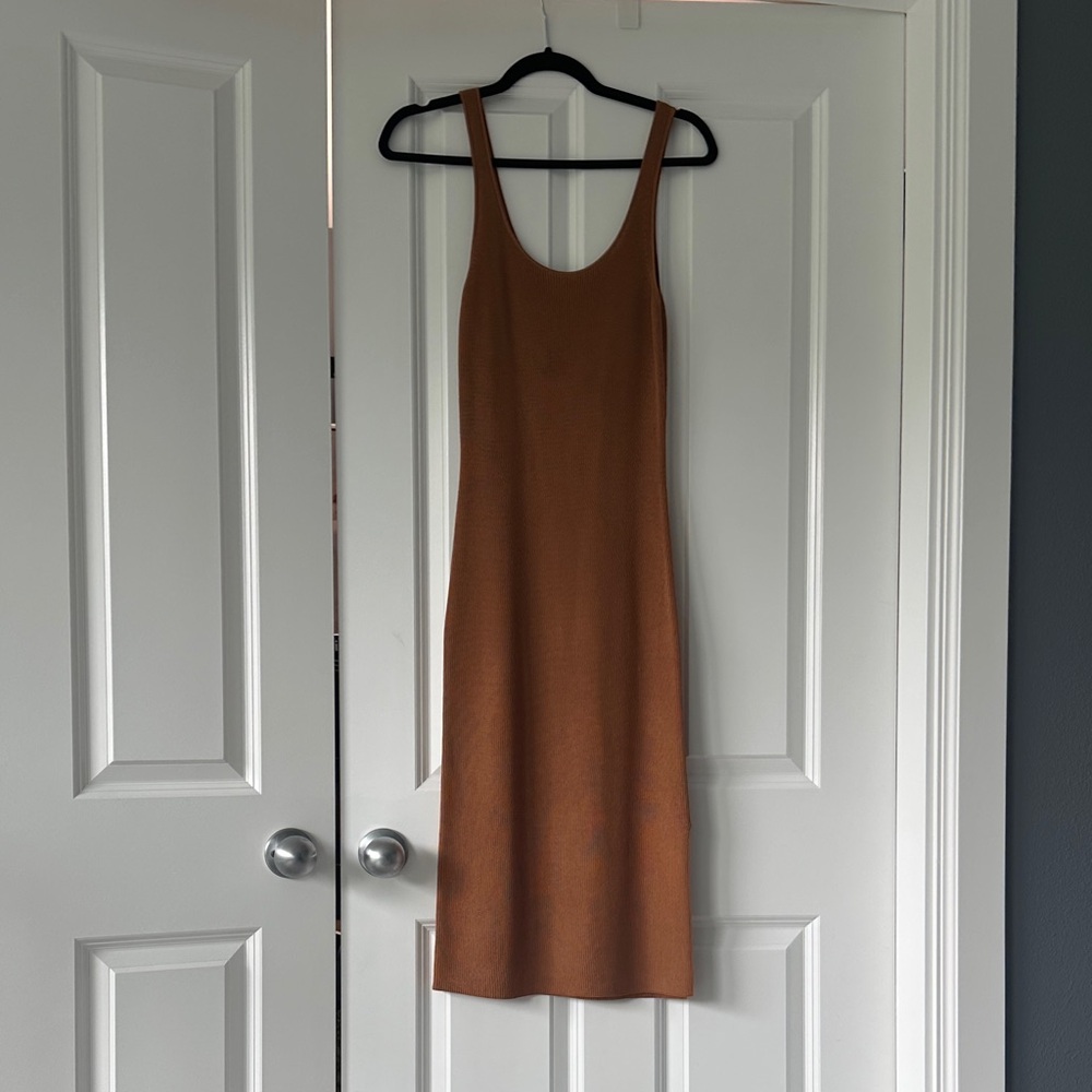 Leith Brown Sleeveless Midi Dress